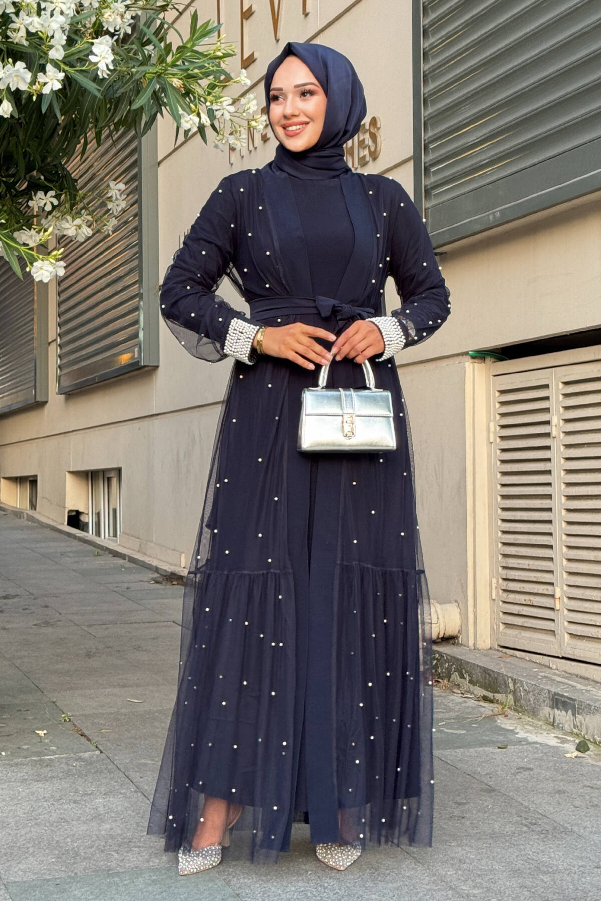 KOLLARI İNCİ İŞLEMELİ ABAYA LACİVERT - 3